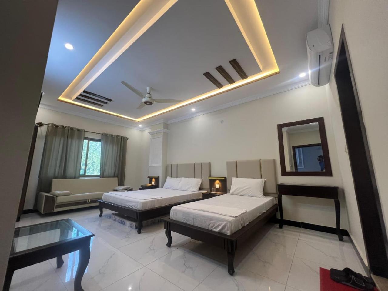 Kestrel Hotel Islamabad Exterior photo