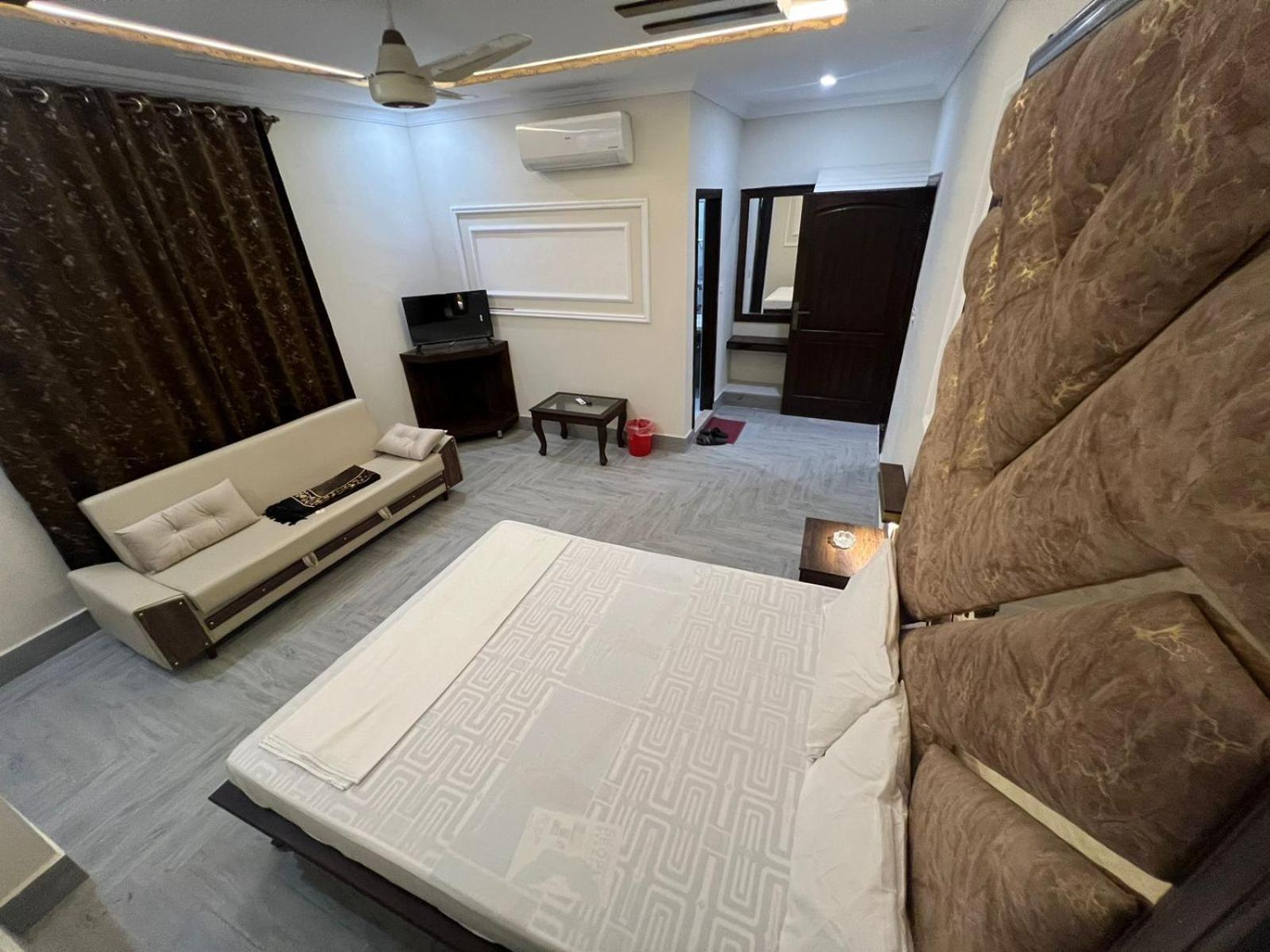 Kestrel Hotel Islamabad Exterior photo